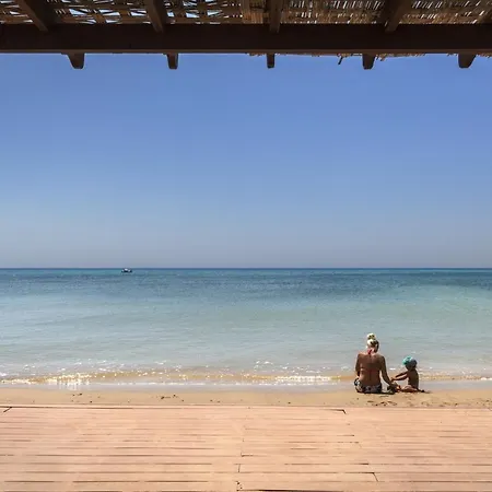 Thalassa Beach Three Bedroom Holiday Vokolidha