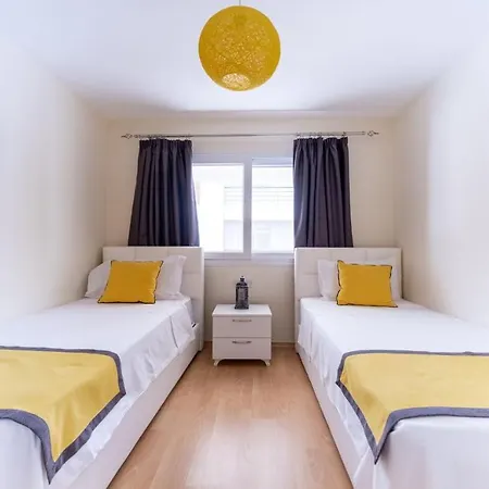 Thalassa Beach Three Bedroom Holiday *